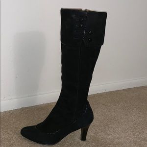 Black boots